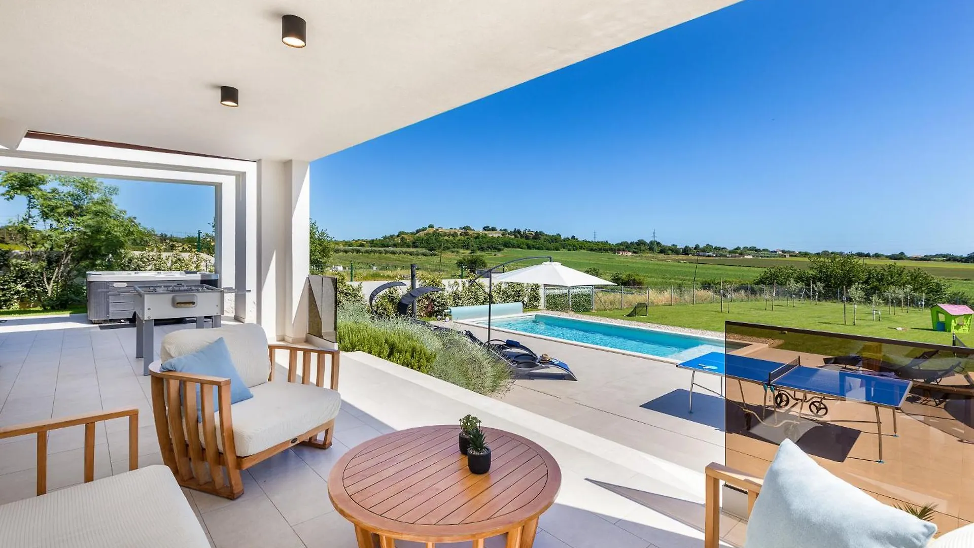 Villa Grofica - Luxury And Romance With Heated Pool, Jacuzzi, Tavern And Proximity To The Sea, Pula - Istria