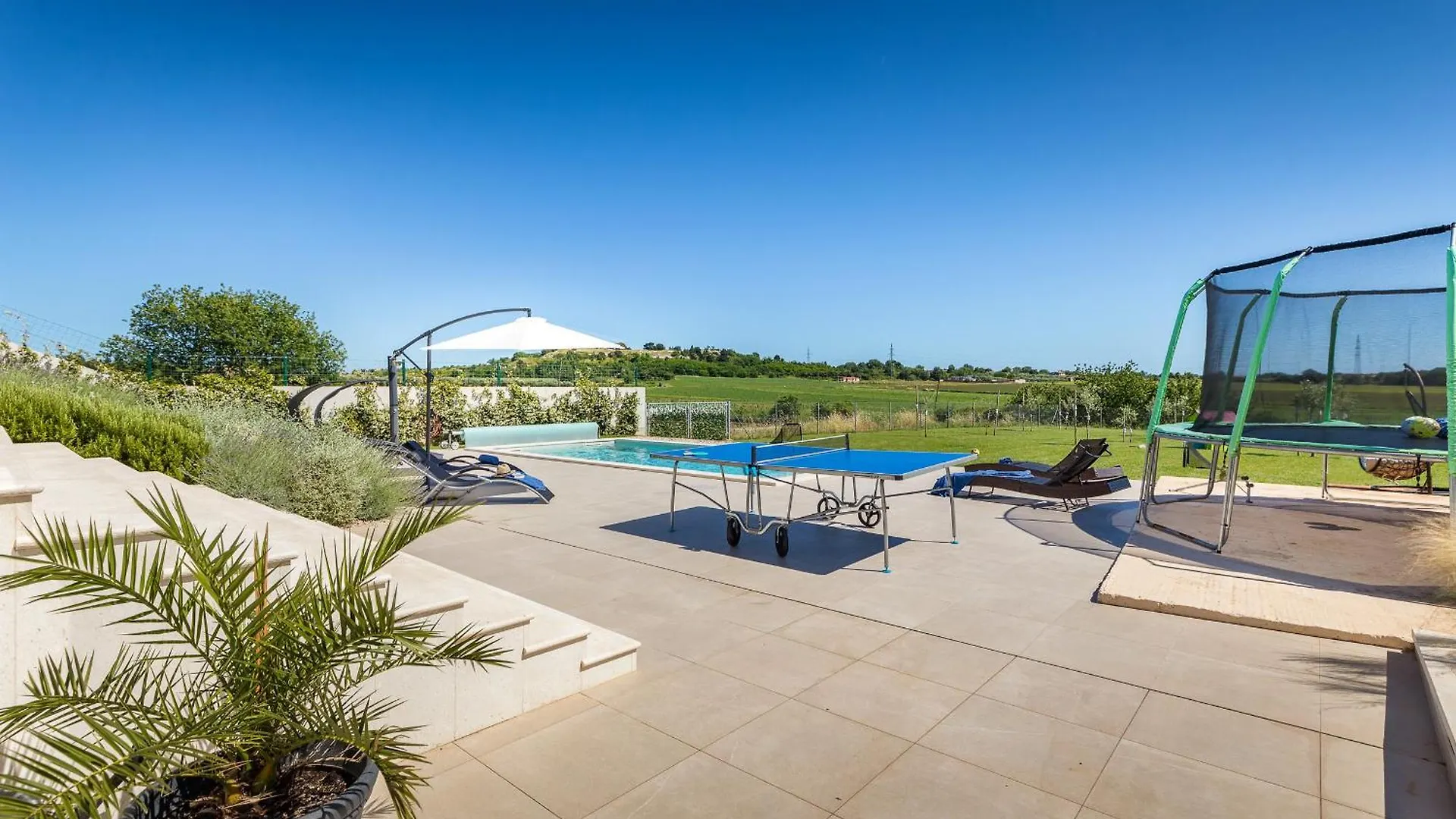 Villa Grofica - Luxury And Romance With Heated Pool, Jacuzzi, Tavern And Proximity To The Sea, Pula - Istria