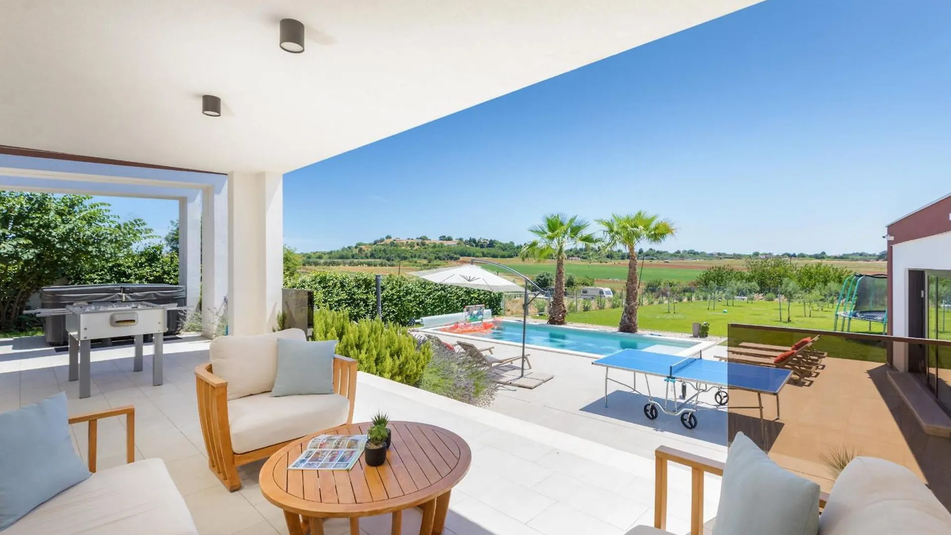 Villa Grofica - Luxury And Romance With Heated Pool, Jacuzzi, Tavern And Proximity To The Sea, Pula - Istria